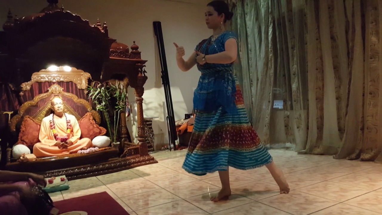 Tarani's Yadi Prabhupada Na Hoito 2016