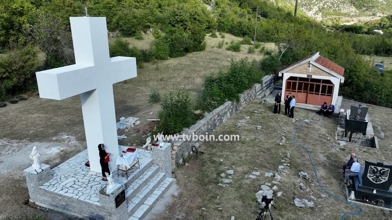 AKTUALE - Bekimi i kryqit në Cem të Trieshit