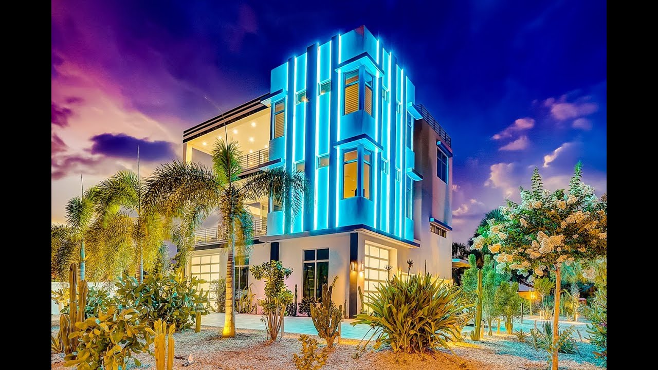 Inside a $10 Million Sarasota Lido Beach Mansion! - Polk Drive