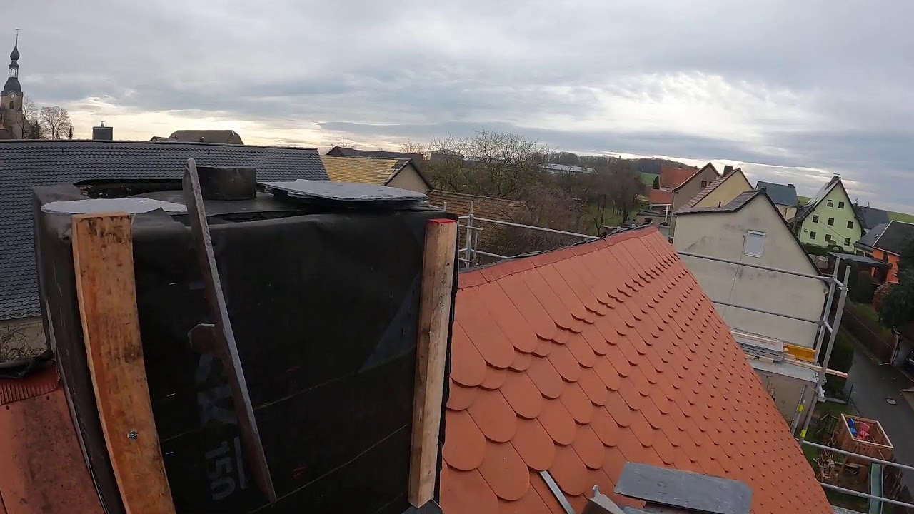 Schornstein mit Schiefer eindecken - Teil 1 - Biberschwanzdach Schönbach
