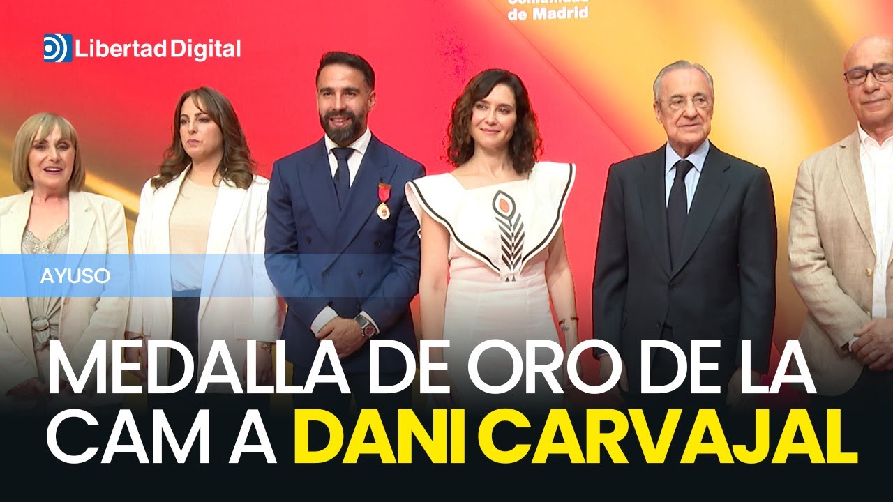 Ayuso entrega la Medalla de Oro de la Comunidad de Madrid a Dani Carvajal