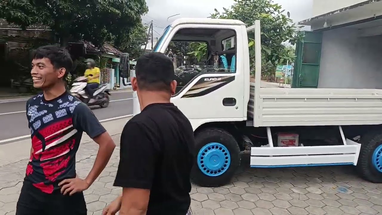 VLOG CEK UNIT ISUZU ENGKEL GUS UMAR, KELILING SAMPEK MALAM