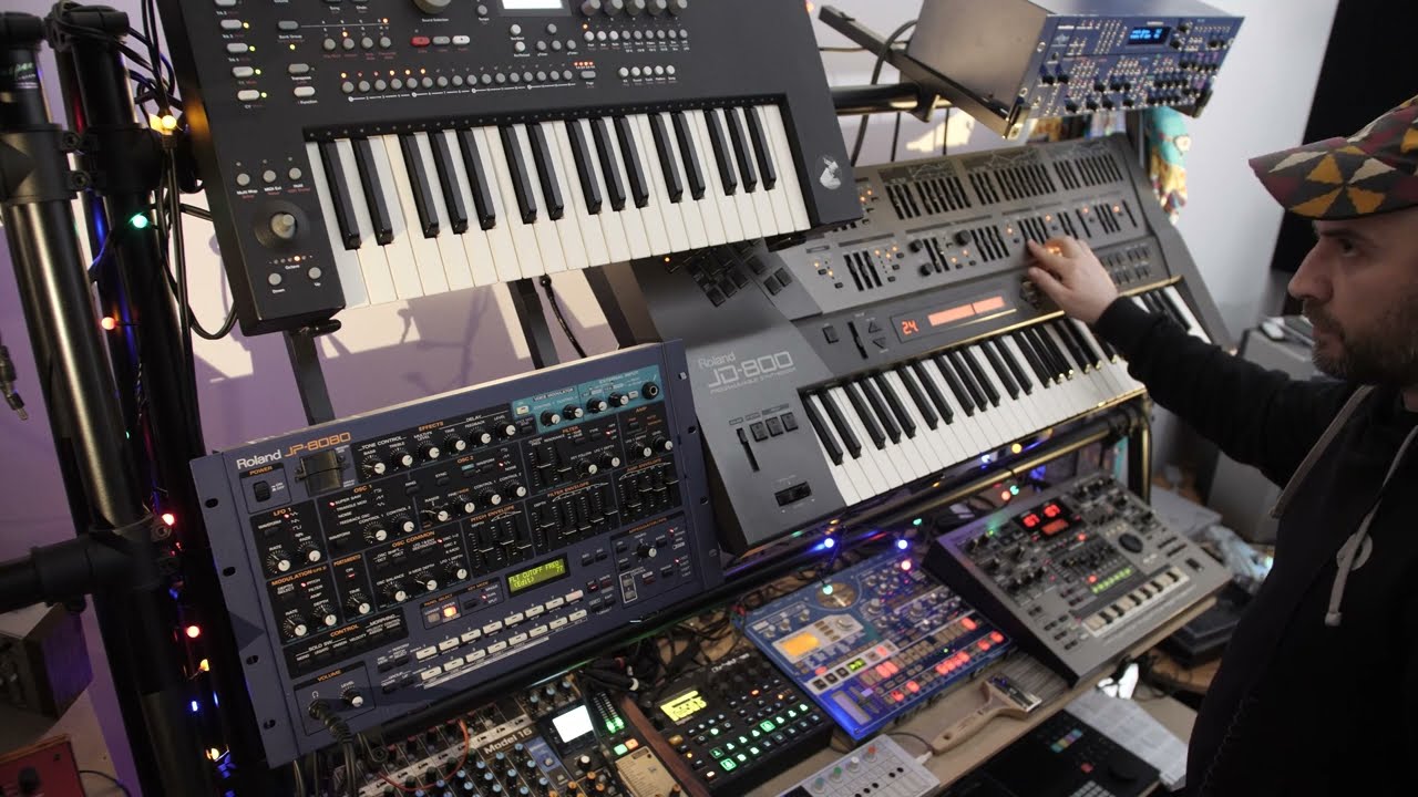 Watch Em Trip - Featuring Roland JD800, JP8080, MC505, Korg Electribe EMX and Novation Supernova