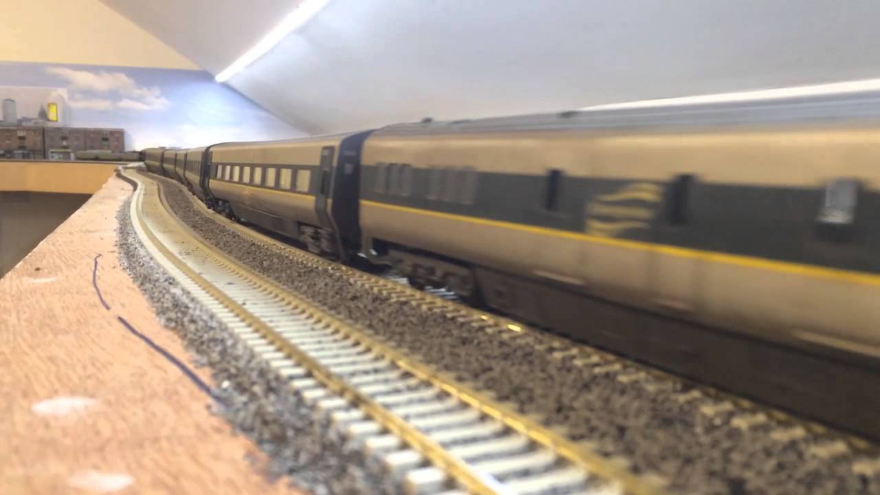 NIR 8208 leads the enterprise around Amiens street.