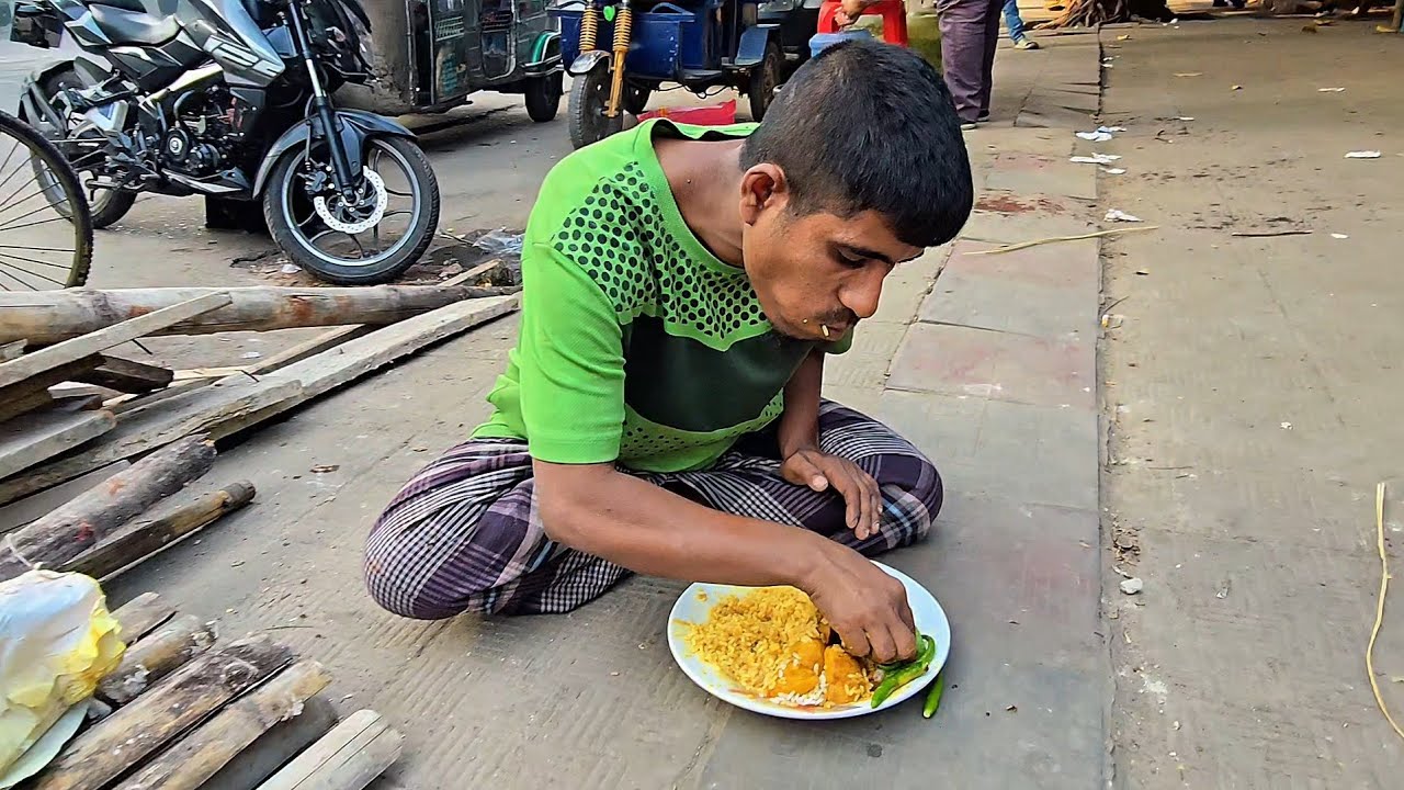 একটা মানুষ কতটা ক্ষু