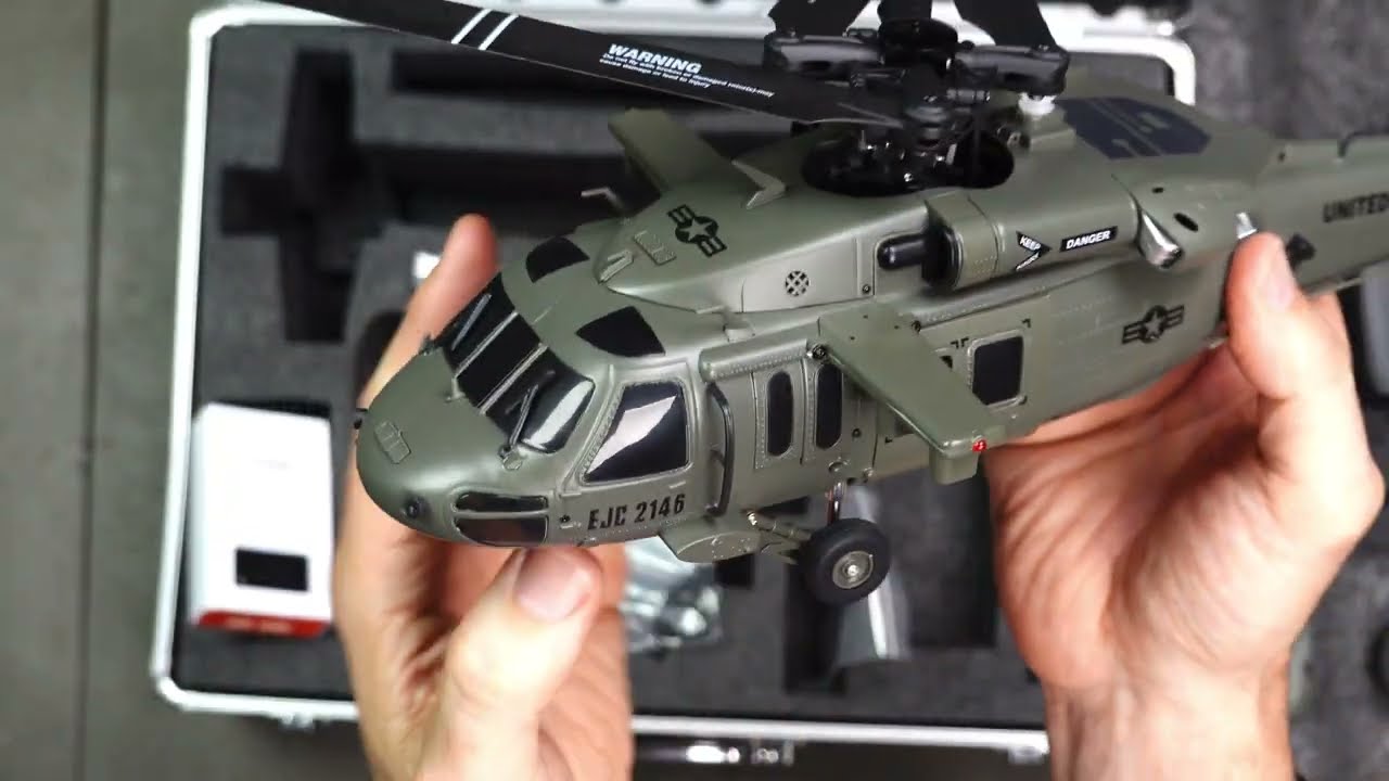 Бесколлекторный радиоуправляемый вертолет EACHINE E200 UH-60 BLACK HAWK — ЛЕГКО УПРАВЛЯТЬ!