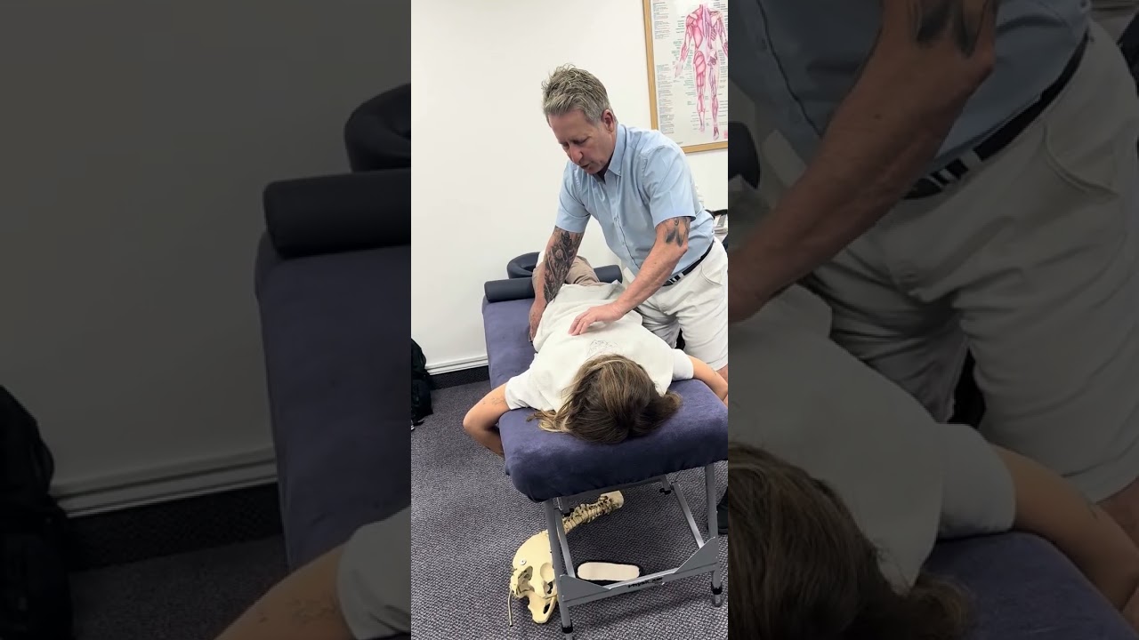 Мобилизуйте поясничный, грудной отделы и грудную клетку одной техникой! #остеопатия #хиропрактик ...