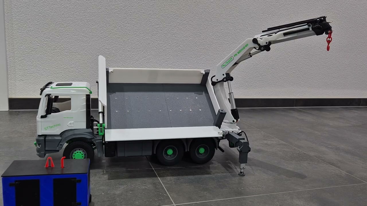 Rc Printet LKW mit Ladekran und 3-Seitenkipper.
