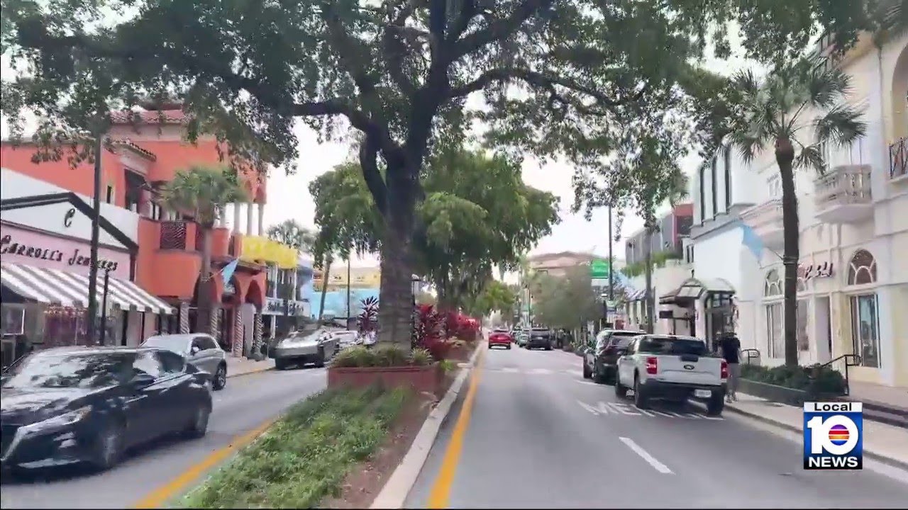 Las Olas makeover would remove medians, expand sidewalks