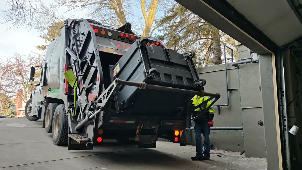 Vierkant Disposal: Pac-Tech Rear Loader Dumping Dumpsters
