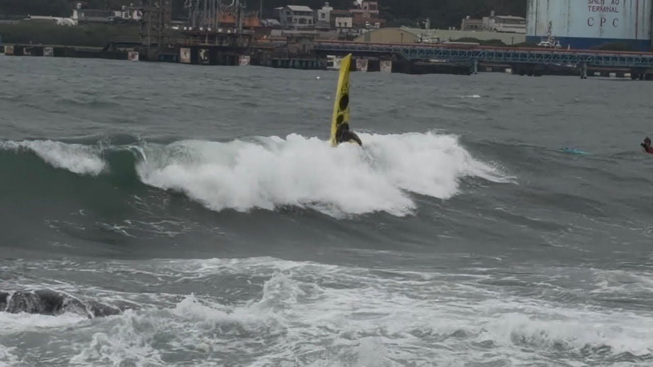 2025-12-13浪高2.6風力13kt深澳