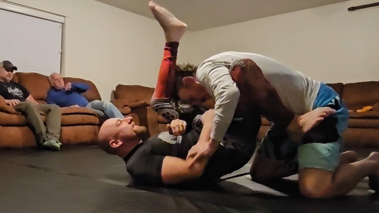 This Armless Armbar Technique is Genius bjj basics