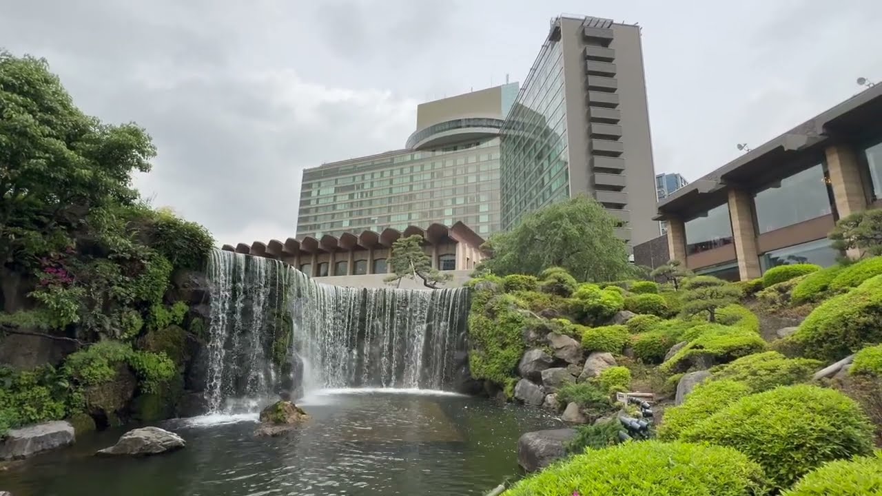 Searching the Hotel NEW OTANI Tokyo: A 'You Only Live Twice' Location