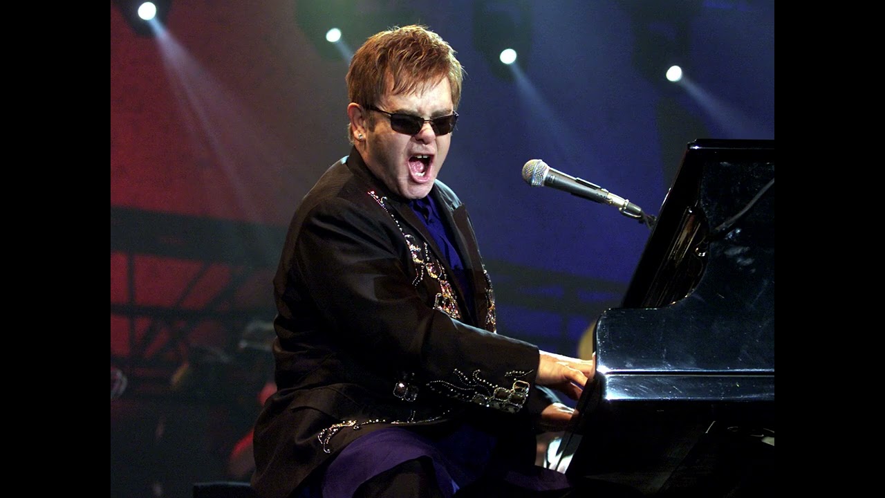 Elton John - Live In Manchester - December 7th 2003
