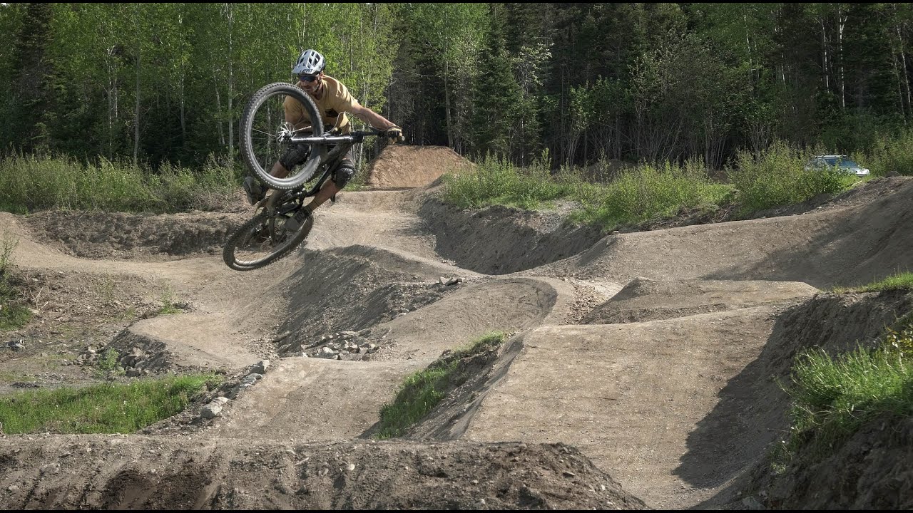 Le Loup en Gaspésie ! 6 JOURS : du DESIGN à la RIDE