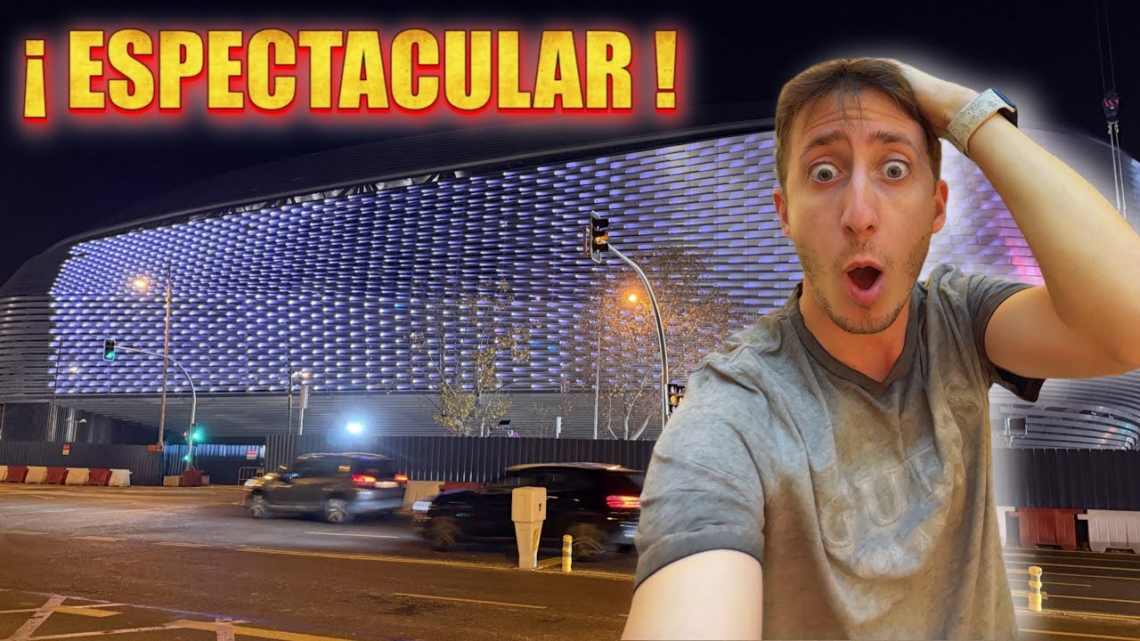 &iexcl; FACHADA OESTE del SANTIAGO BERNAB&Eacute;U COMPLETAMENTE ENCENDIDA ! 🤩 Obras Santiago Bernab&eacute;u 🚧