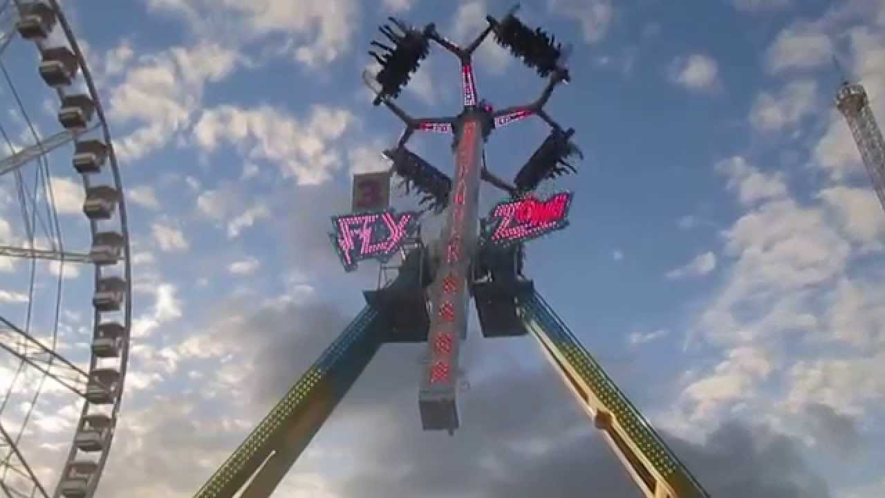 Fly Zone (LoopFighter, Technical Park) offride Foire du Trone 2015.