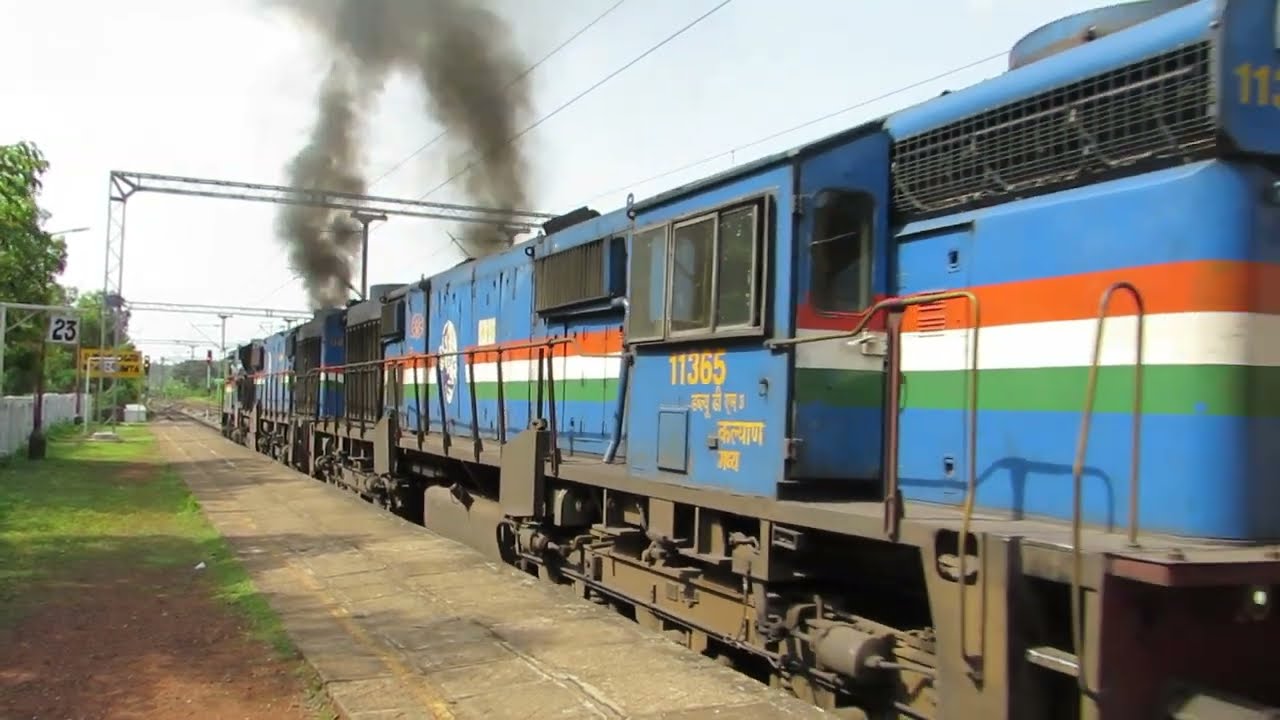 ALCO WDM3D Twins chug off from Kumta with Mumbai - Mangalore Superfast express : KONKAN RAILWAY