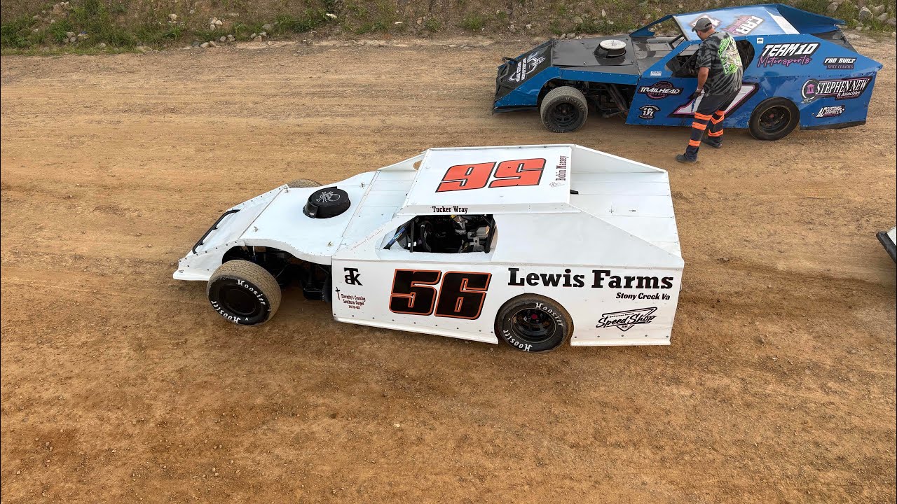 Heat race at beckley motor speedway 2025 # beckleymotorspeedway #racing #dirttrackracing 