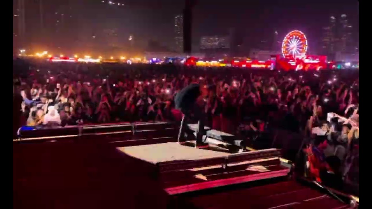 Destroy Lonely - About Money (Lollapalooza India) 2026  