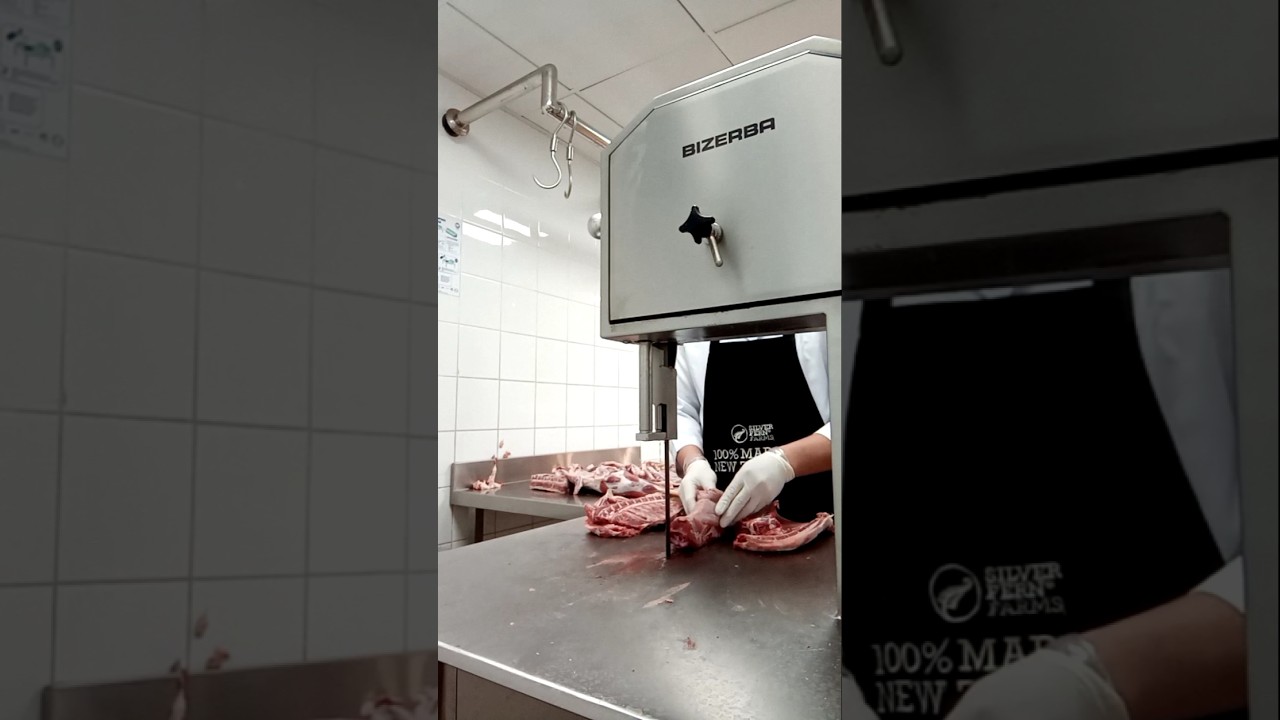 Goat neck ribs #cutting #bybutchersnad #omanbutcherslife #butcherytoturial #buhaybutchersofw