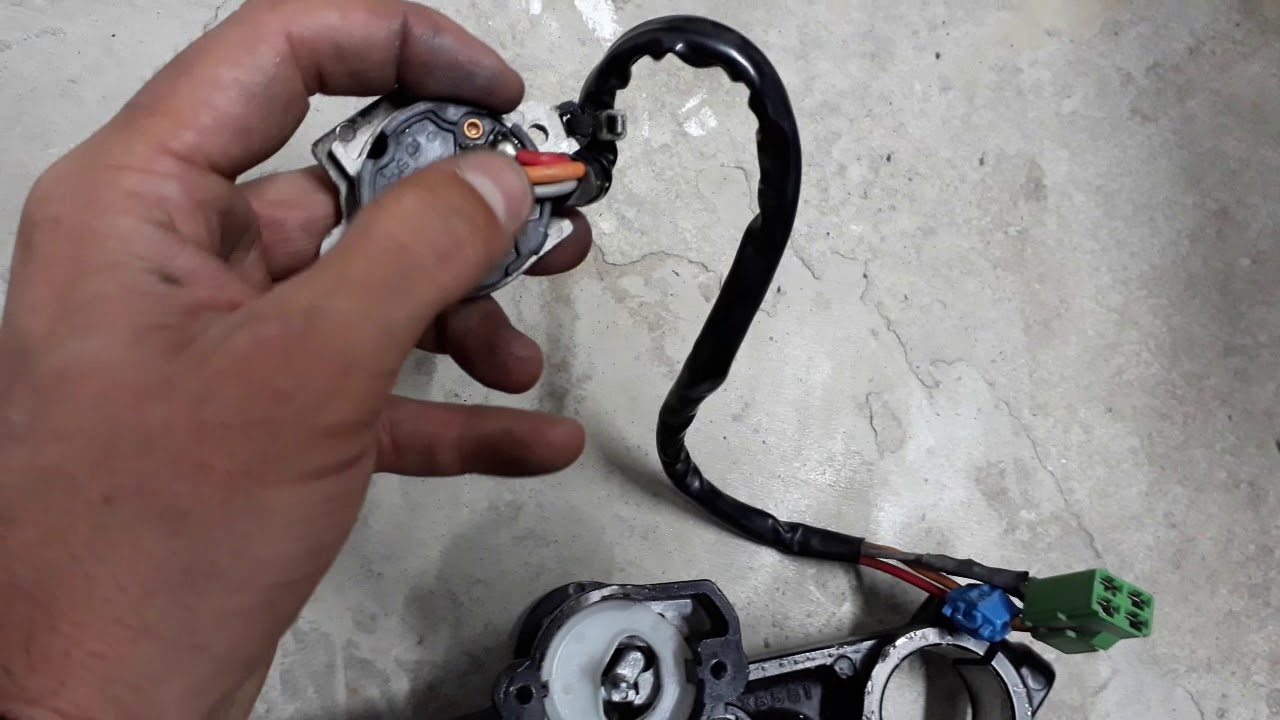 Recuperar llave y desmontaje Bombin Suzuki GS500E 1999