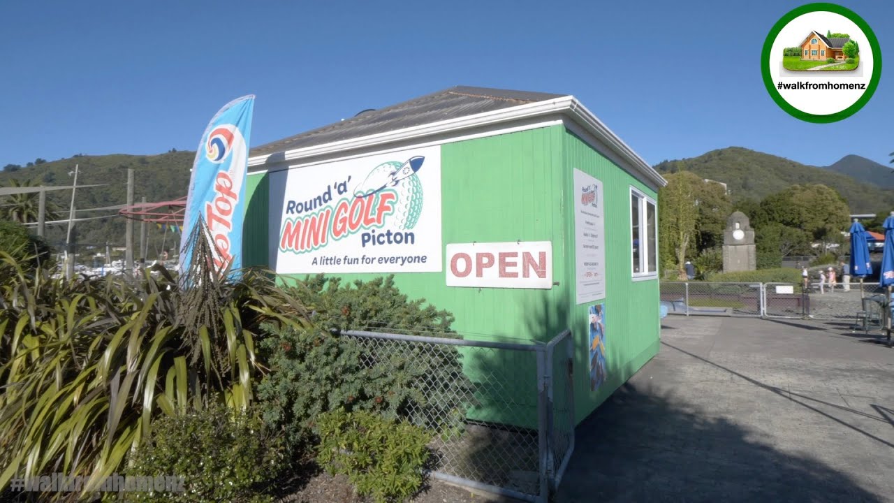 Explore Picton Waterfront and Town - 4K New Zealand Autumn Walking Tour