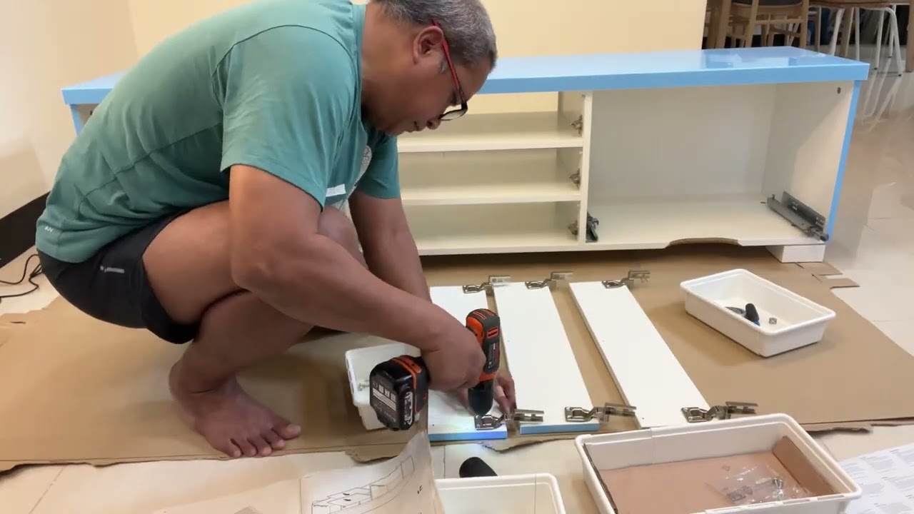 Besta Burs TV Stand Assembly
