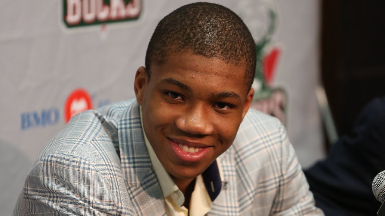 Giannis Antetokounmpo's Milwaukee Bucks Introductory Press Conference | 6.2813