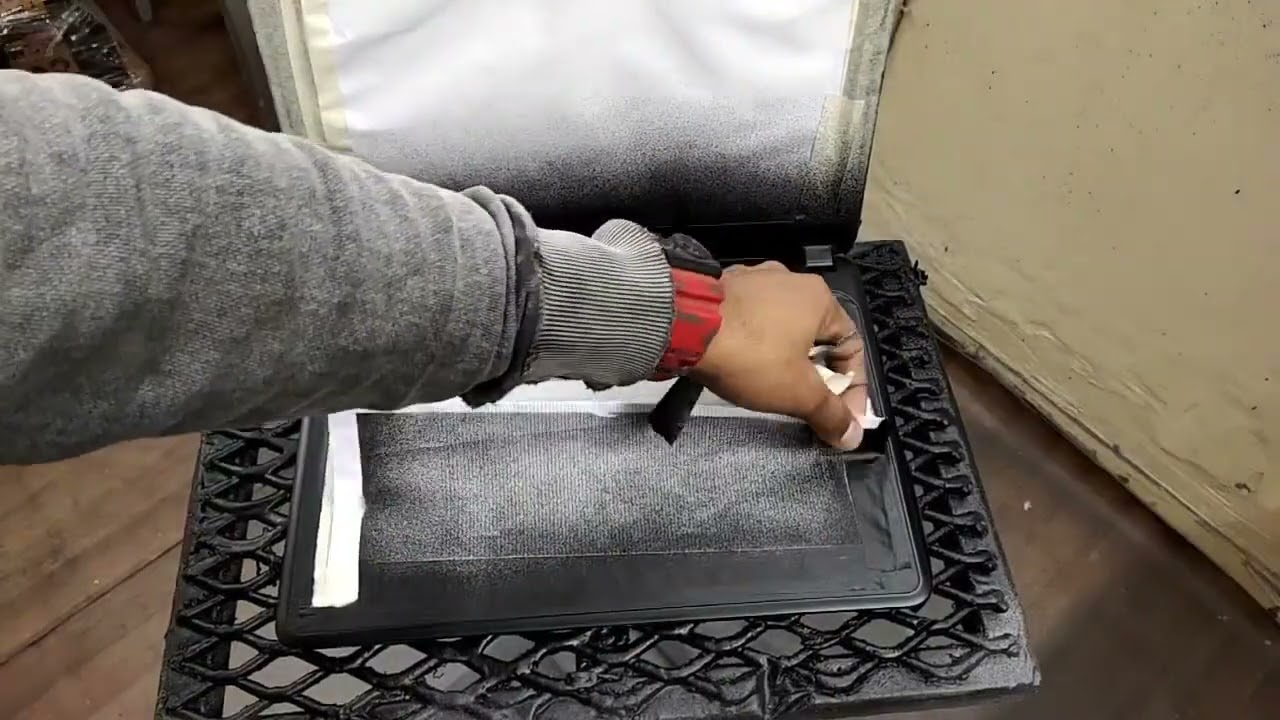 Amazing painting done with Samurai Spray Paint on Laptop Parts
