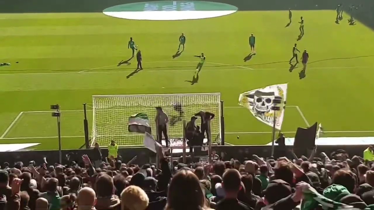 ASSE 2 0 DIJON | BIP BIP ( MAGIC ) nouveau chant du Kop Nord