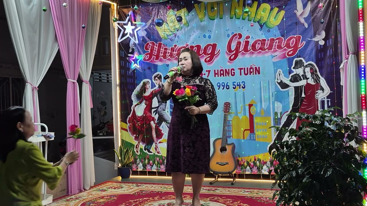 MÙA XUÂN ĐẦU TIÊN  - CẨM XUYÊN 