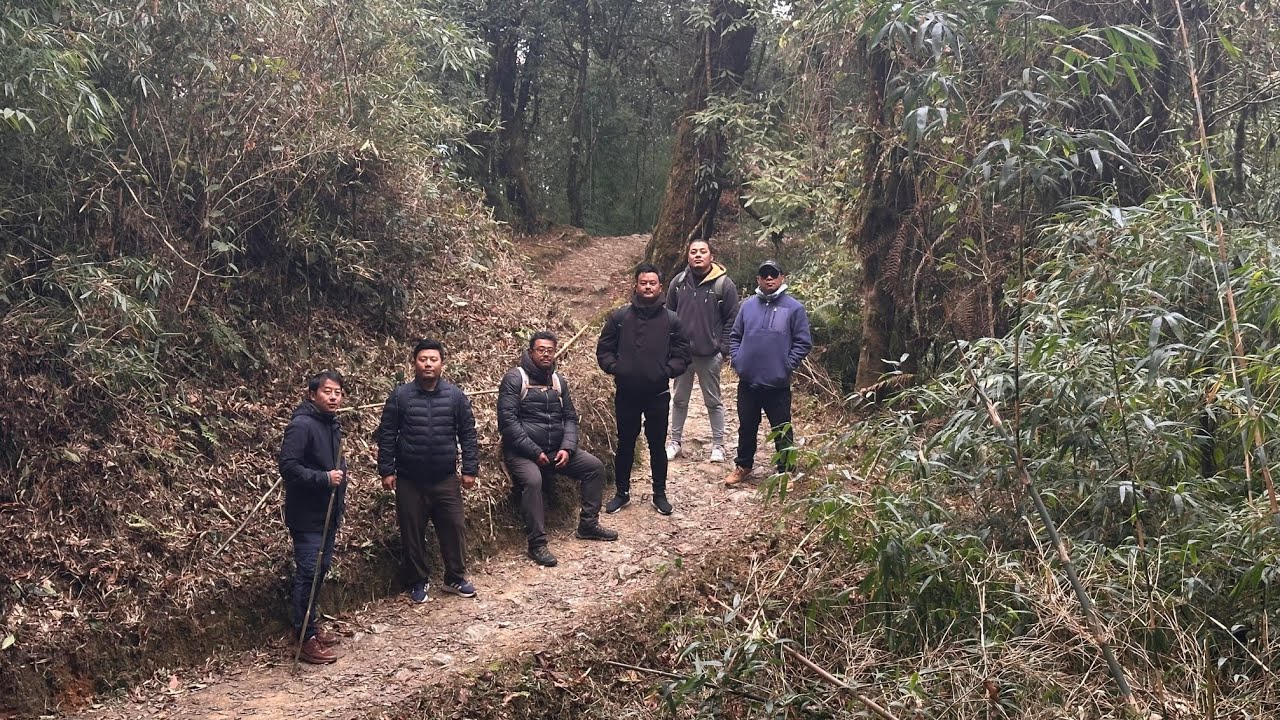 Weekend Hike to Teenjurey