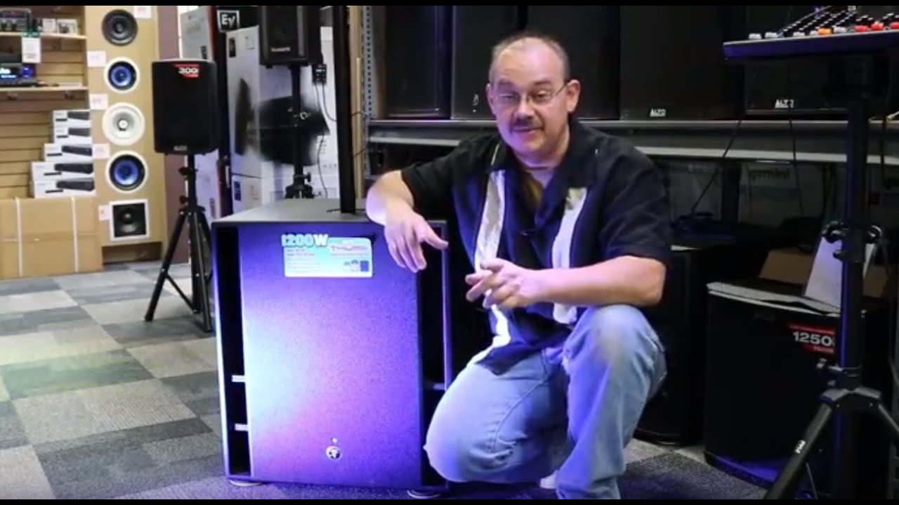 Full Mackie Thump18s powered Subwoofer Review 1200 watts 18