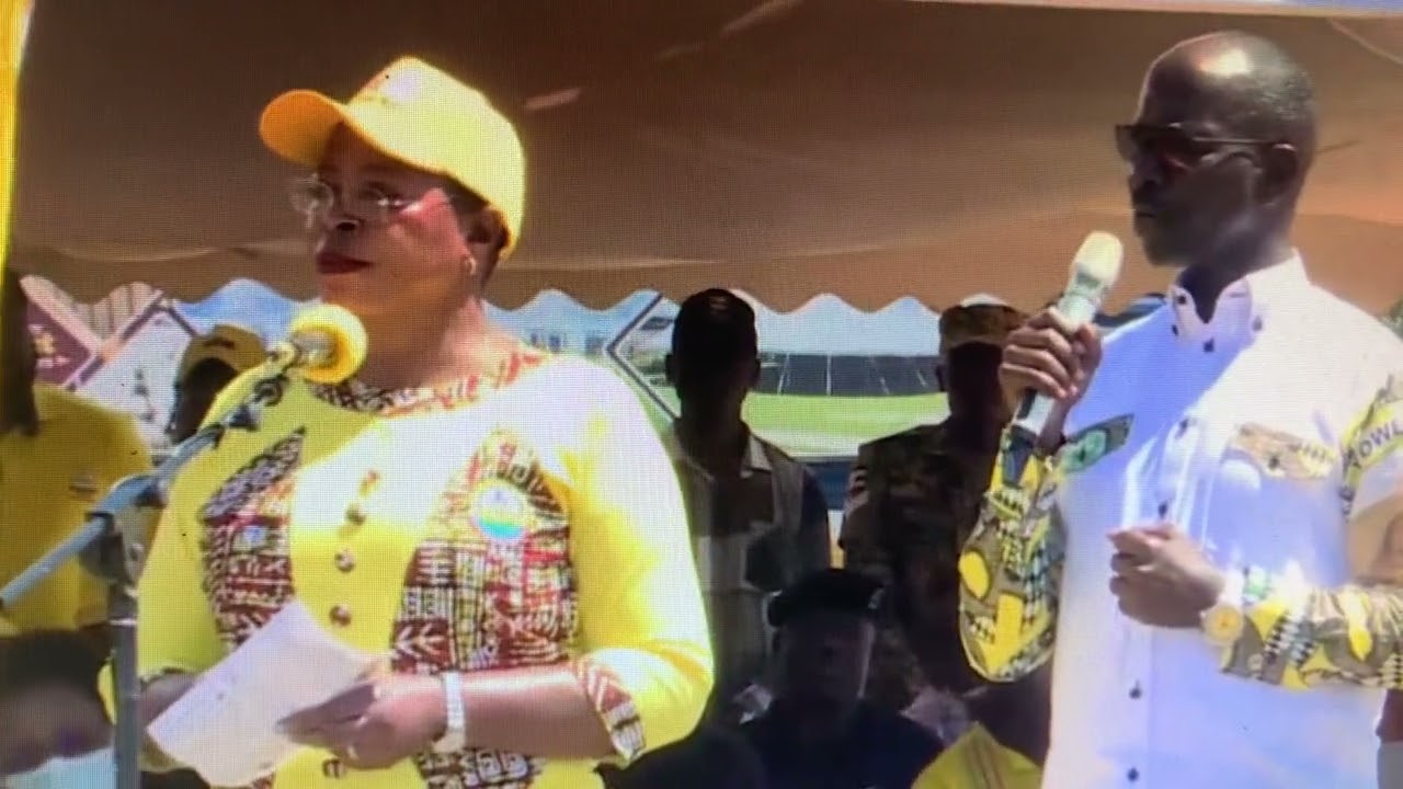 ANNET ANITA AMONG BLASTS AMONGI BETTY AND AKENA IN LANGO COLLEGE,REMINDS AKENA THAT HE HAS NO PAPER 