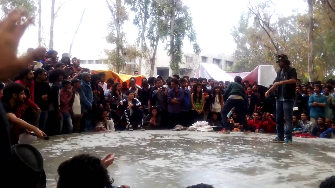 Vineet Vs Ticko I Quarterfinal I Switch The Funk UP 2015, Judge HOAN, KOREA .