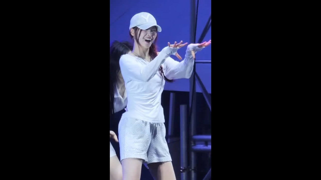 250509 ITZY Ryujin Fancam 'Wannabe' @ 성균관대 축제 SKKU Festival