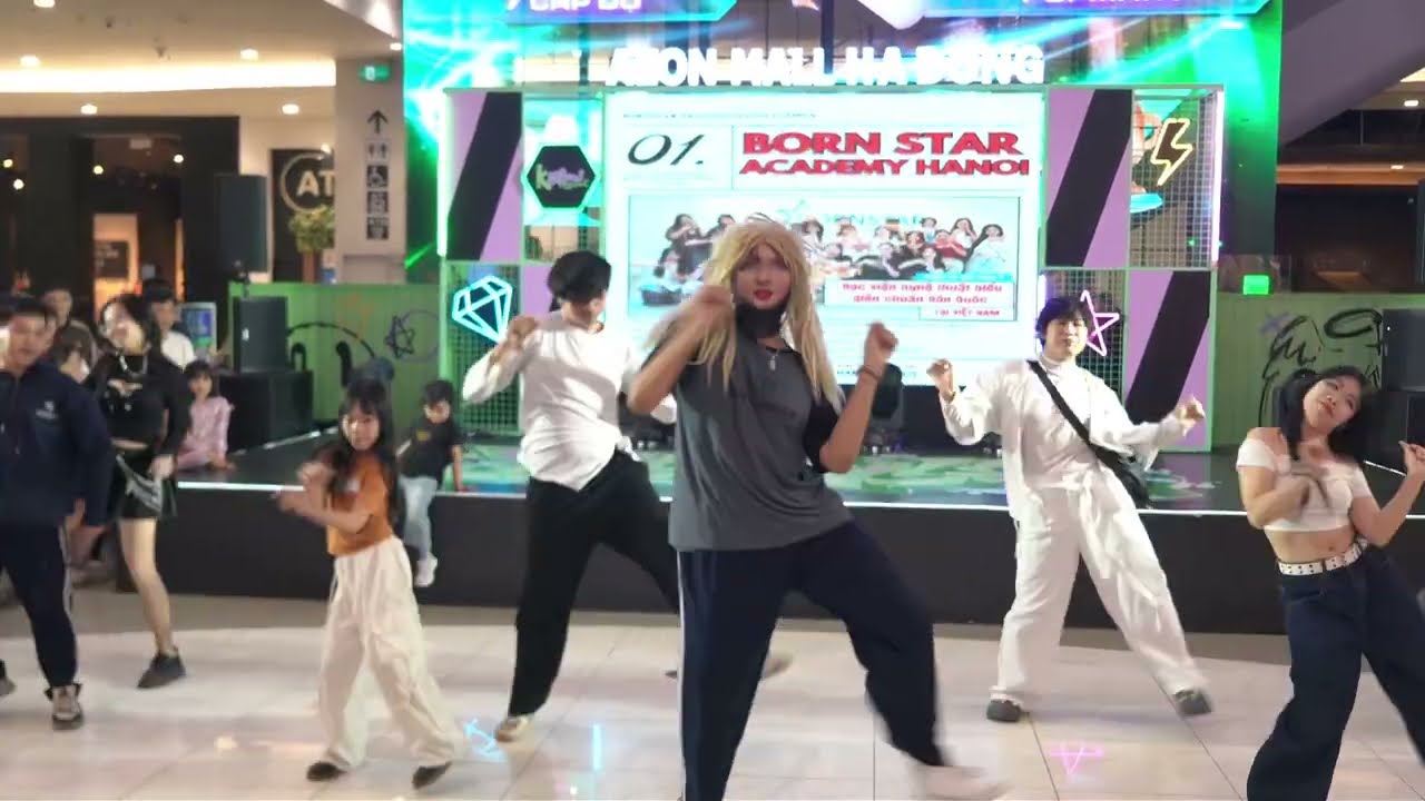 [BornStar Challenge] Kpop Random dacne Tháng 1 AEON MALL
