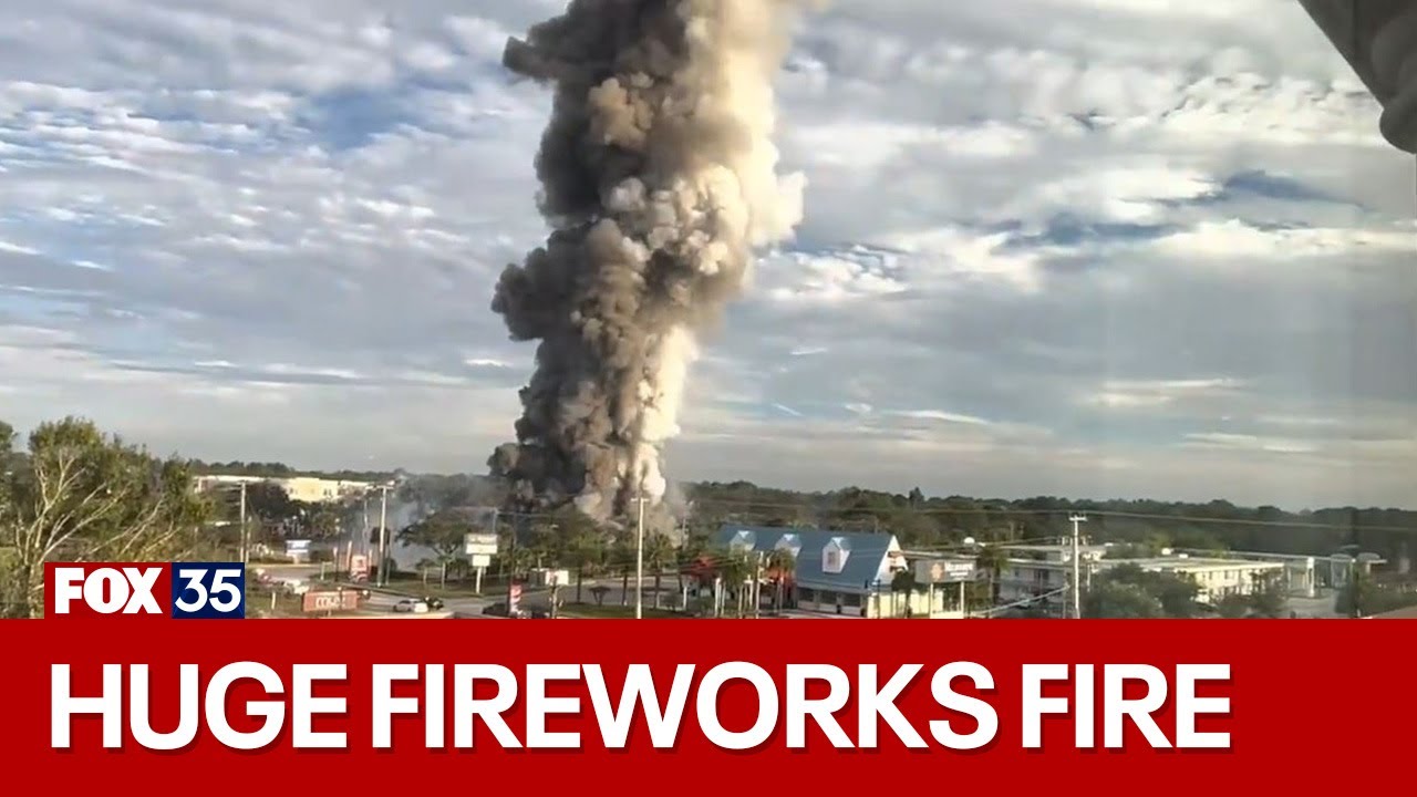 7 minutes of fireworks following huge fire at fireworks business in Florida - New video