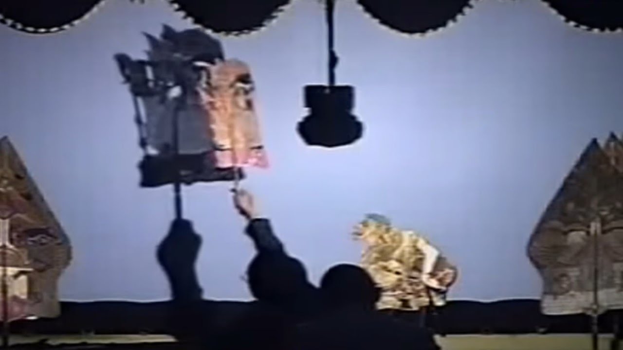Wayang Kulit Ki Manteb Sudarsono. Lakon Semar Gugat. Recd. 2007