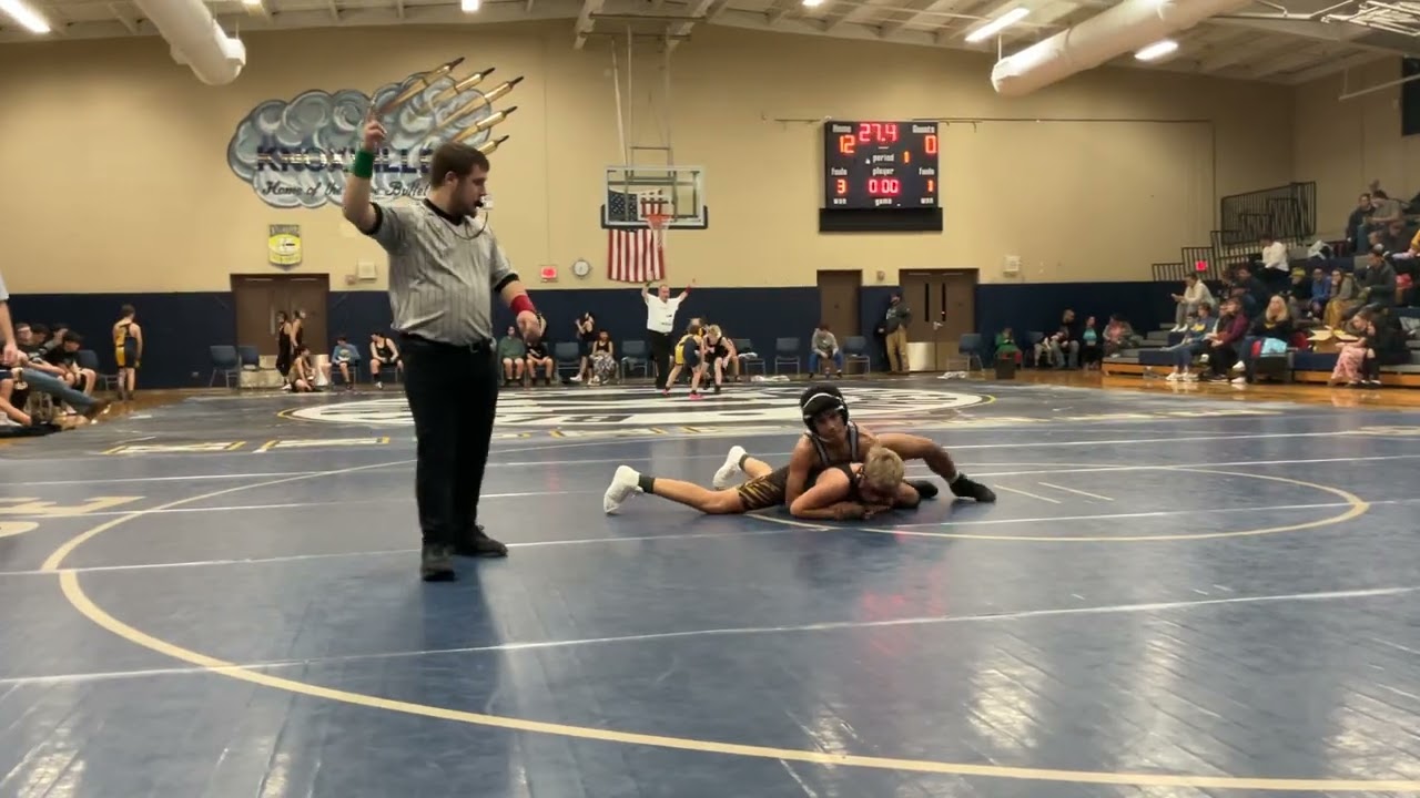 119 Noah Storm vs M-R