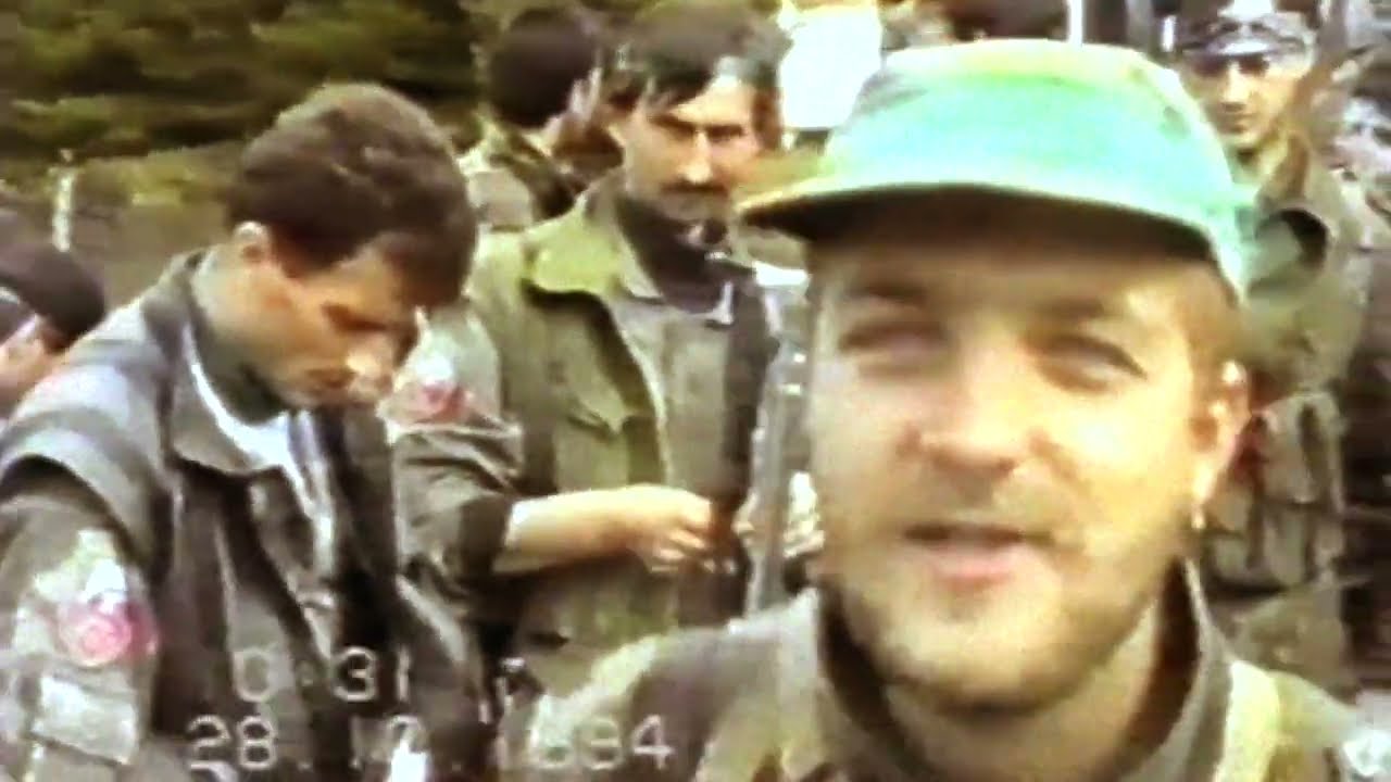 28.10.1994 - Mirsad Litrić i njegovi saborci u selu Lipa tokom operacije GRMEČ 94