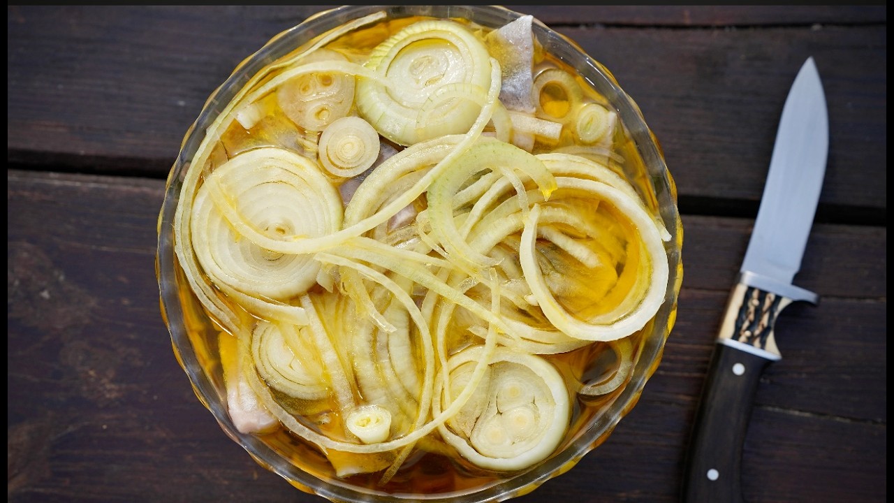Śledzie po Krzyżacku  -KuchniaKwasiora