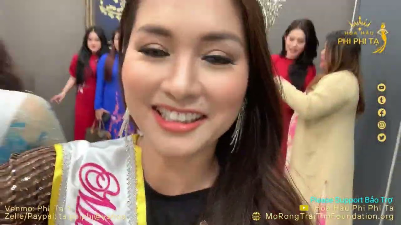 Phi Phi quay hình Chúc Tết tại VietFaceTV của Trung Tâm Thuý Nga sân khấu quá quá đẹp