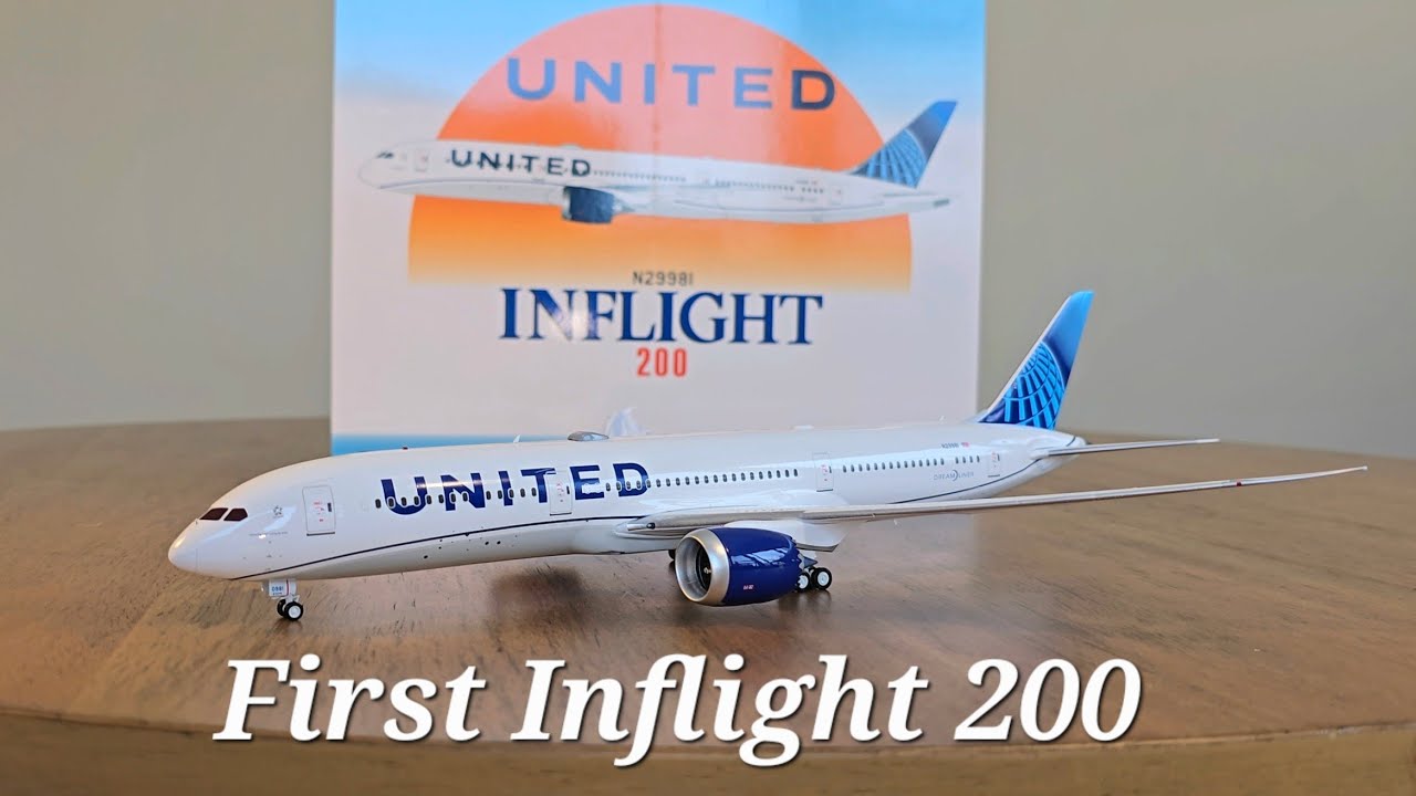 Inflight 200 United 787-9 Unboxing and Comparison