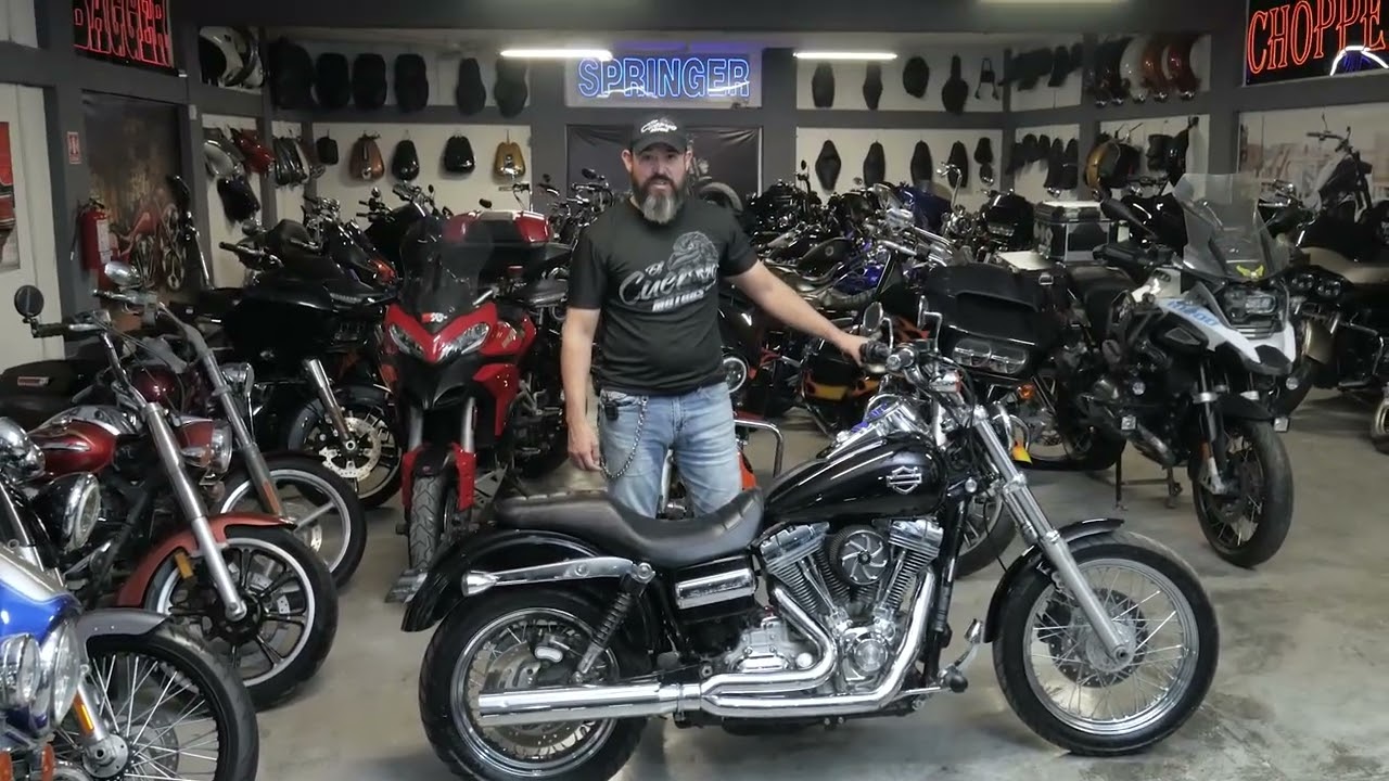 Motocicleta Harley Davidson 2009 Dyna Super Glide