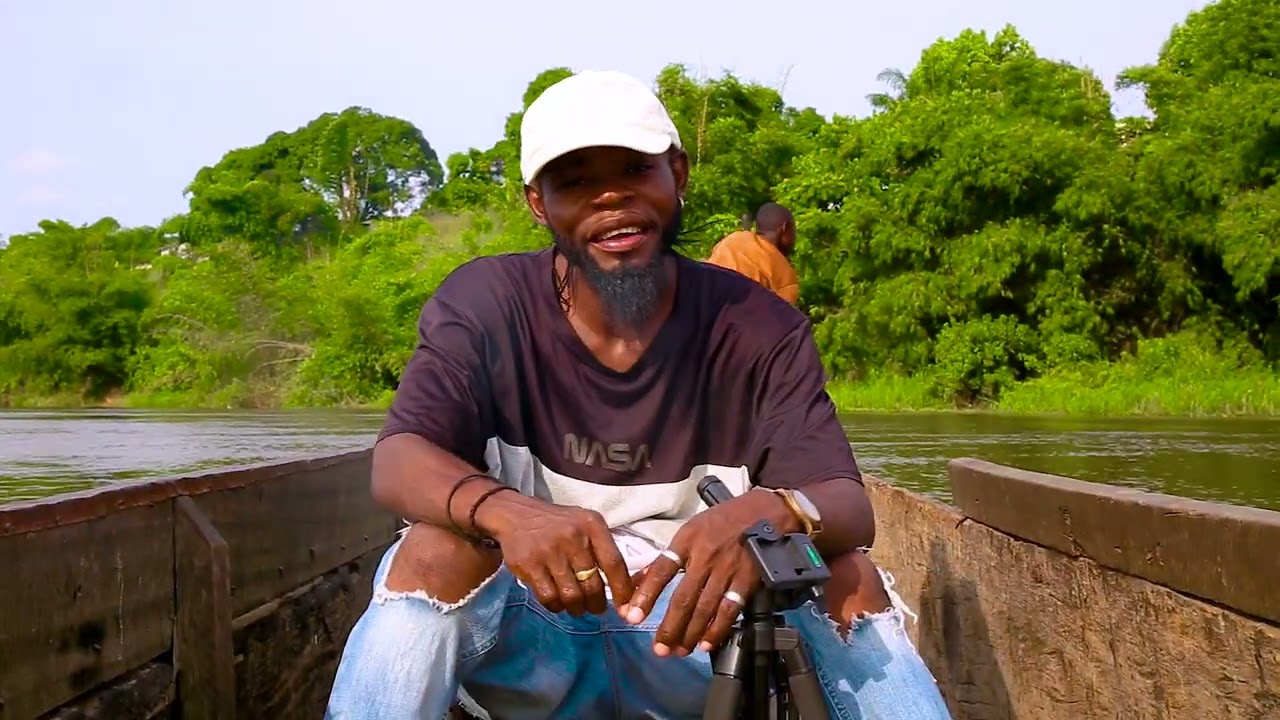 BOMBE DE NERFS / Meh nie Ku-Saka(clip officiel)Muntuta