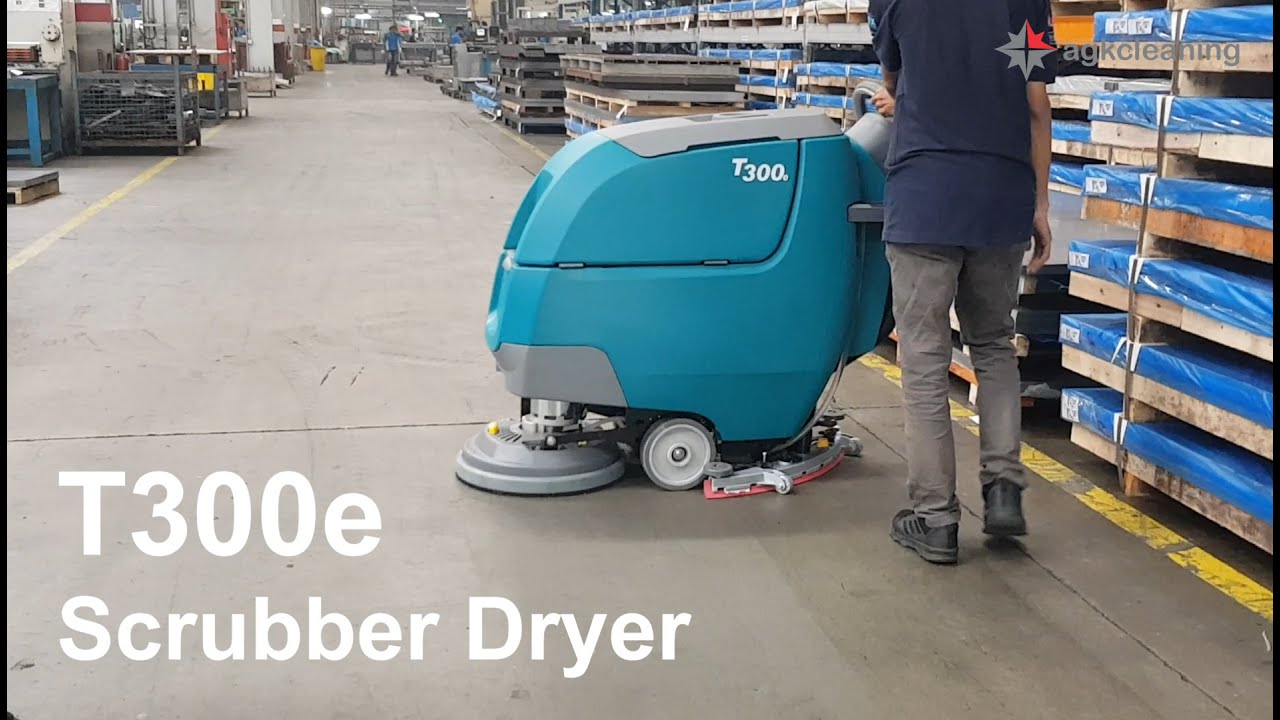 Rekomendasi Mesin Scrubber 2022 - Tennant T300e automatic scrubber dryer - agkcleaning