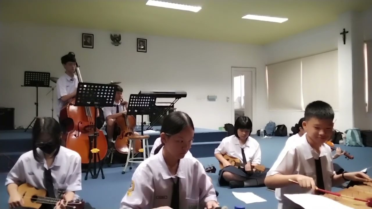 SMP Santa Maria Jakarta Gang kelinci (Cover)