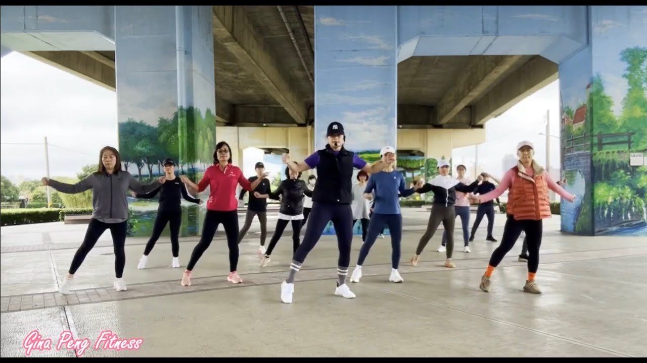 “ QUE HACES ” by Becky G & Manuel Turizo // Latin aerobic dance // 拉丁有氧舞蹈